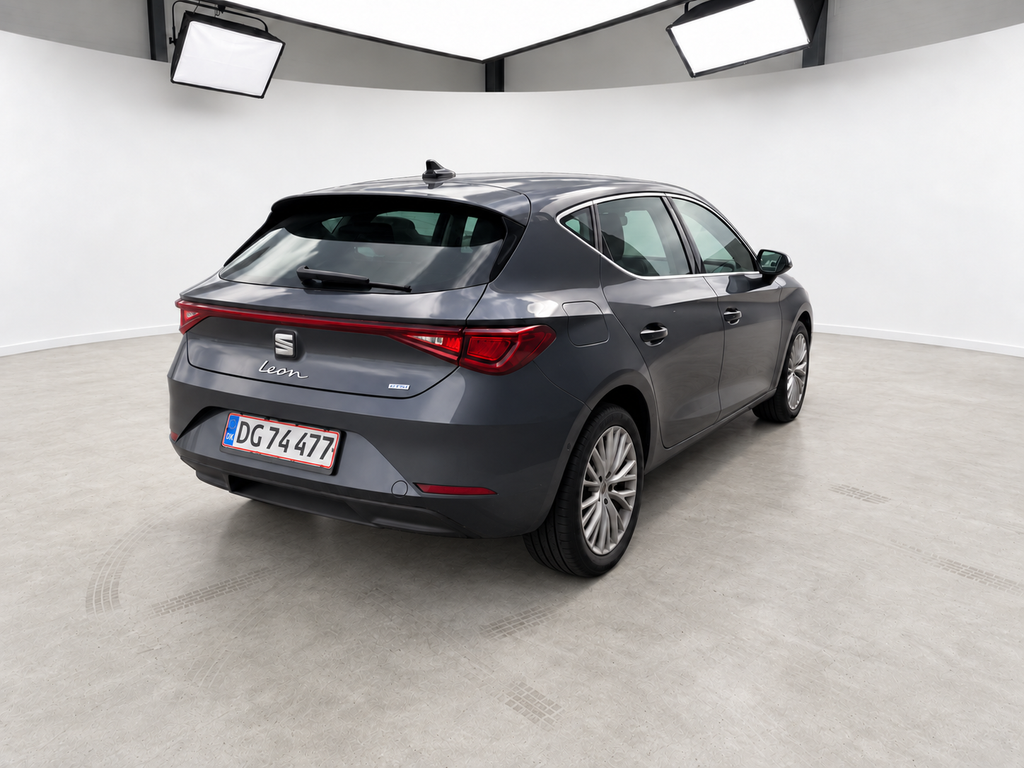SEAT Leon 1,4 eHybrid FR DSG – 70.000 km