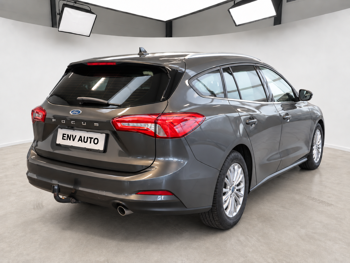 Ford Focus 1,0 EcoBoost Titanium stc.