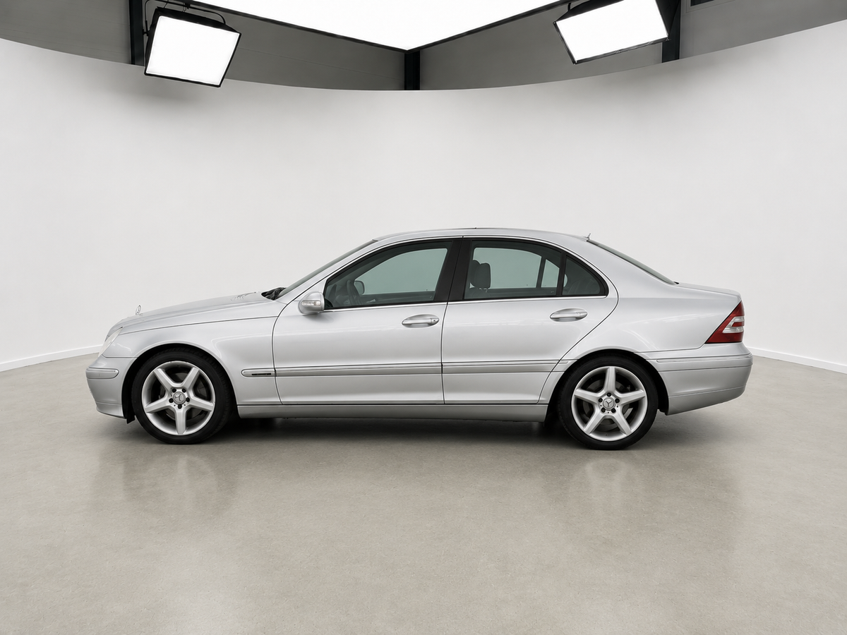 Mercedes 320 V6